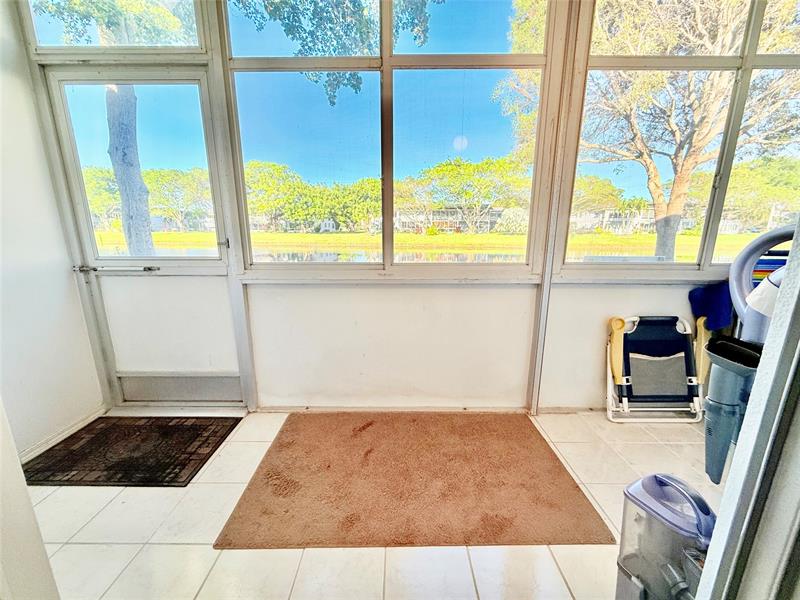 Image 27 of 38 For 42 Tilford C  42