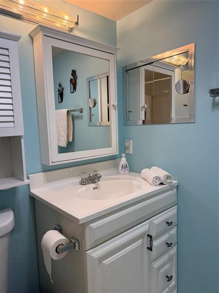 Image 30 of 38 For 42 Tilford C  42