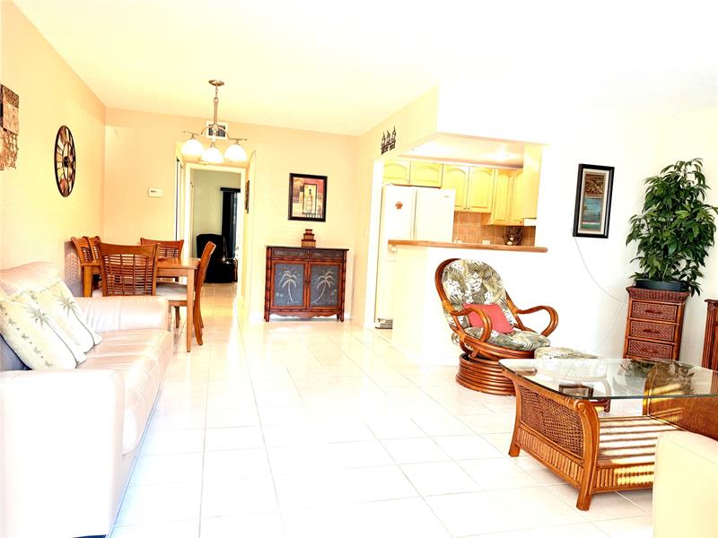 Image 5 of 38 For 42 Tilford C  42