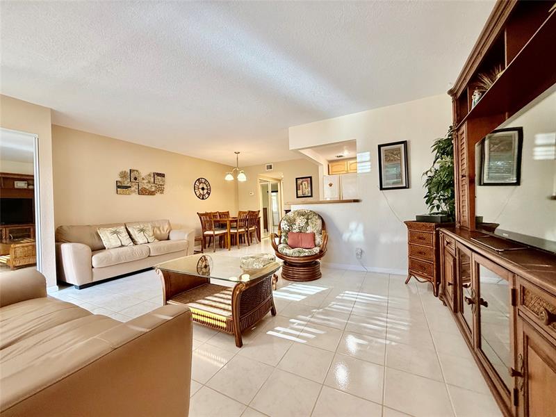 Image 9 of 38 For 42 Tilford C  42