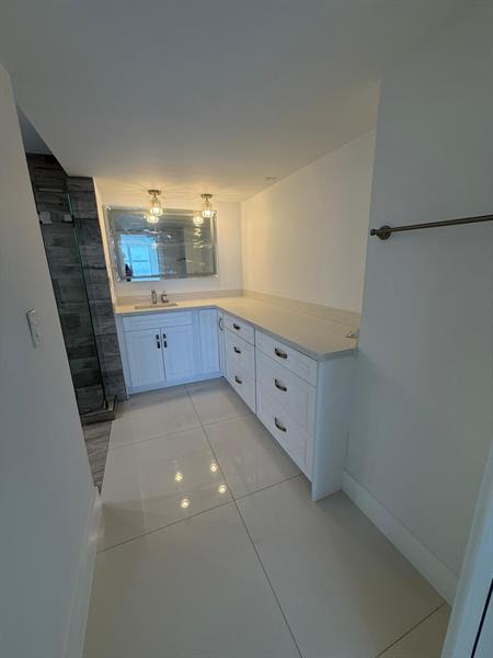 Image 18 of 18 For 6039 Collins Ave  1227