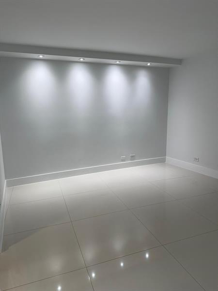 Image 8 of 18 For 6039 Collins Ave  1227