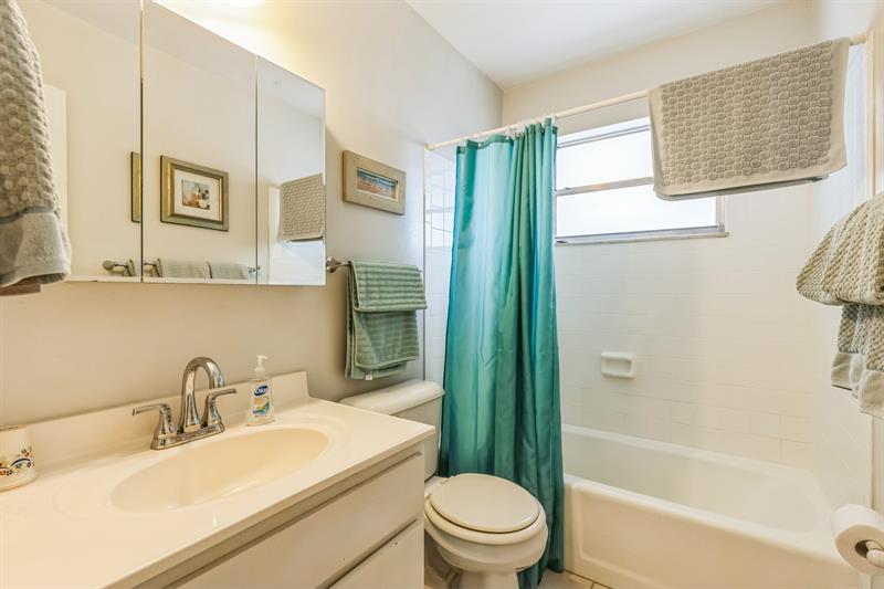 Image 22 of 31 For 1153 Dolphin Drive