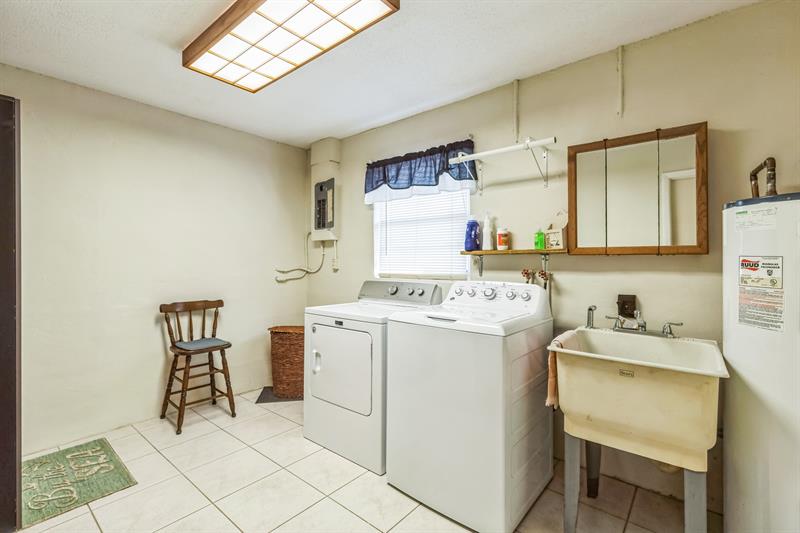 Image 23 of 31 For 1153 Dolphin Drive