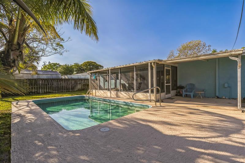 Image 30 of 31 For 1153 Dolphin Drive
