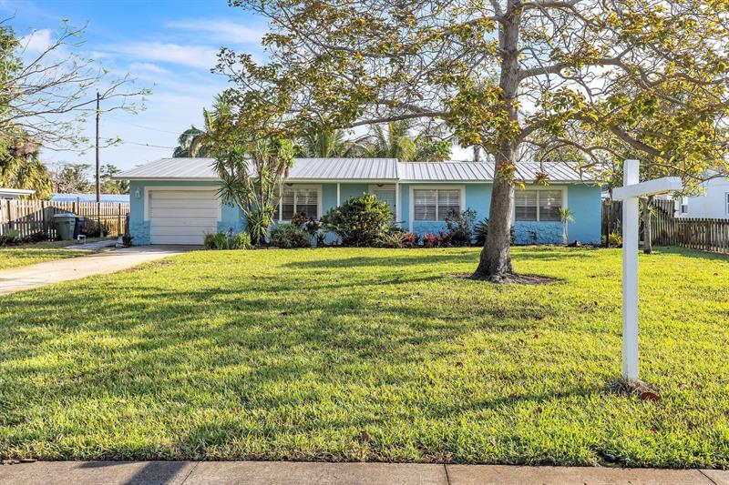 Image 4 of 31 For 1153 Dolphin Drive