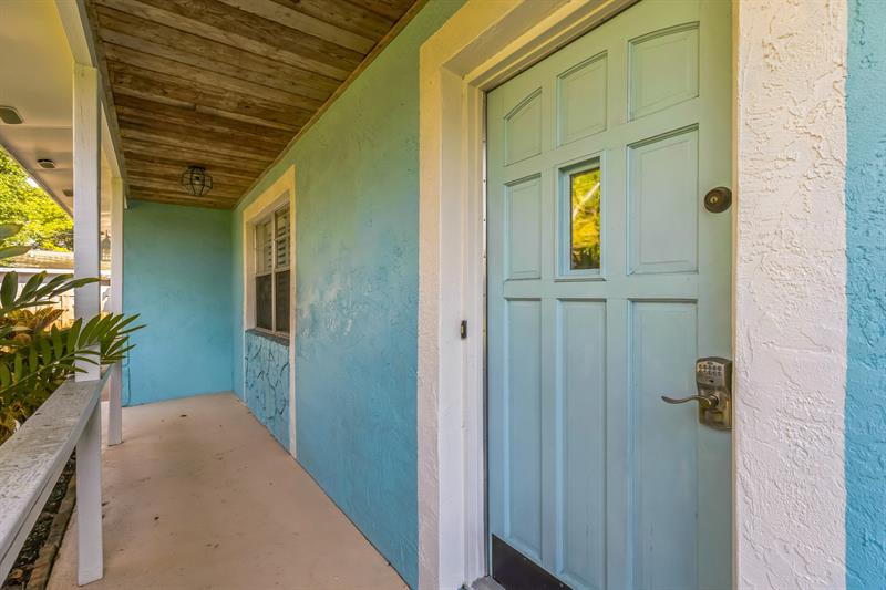 Image 5 of 31 For 1153 Dolphin Drive