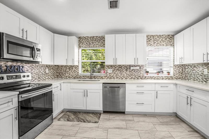 Image 10 of 25 For 2428 98th Ln
