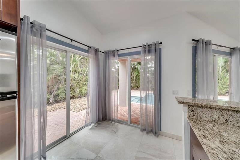Image 11 of 55 For 1515 Garden Rd