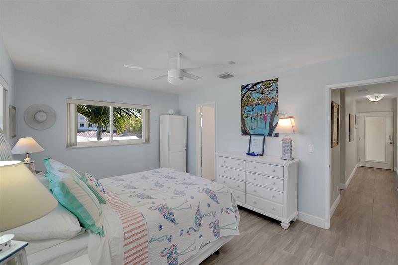 Image 23 of 63 For 3216 12th St  22