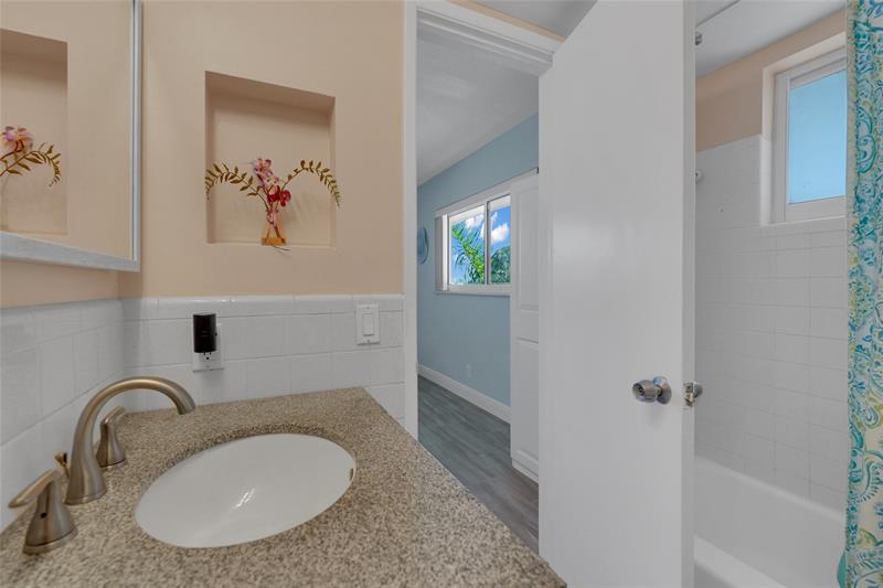 Image 26 of 63 For 3216 12th St  22