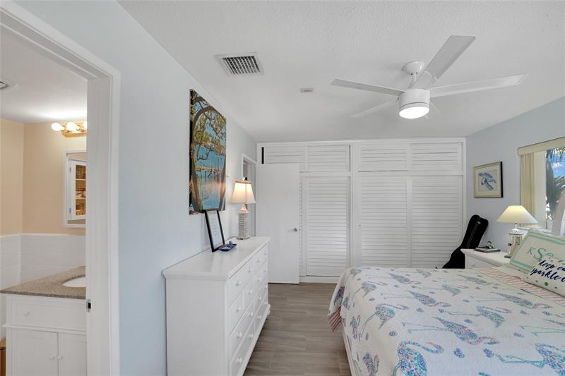 Image 27 of 63 For 3216 12th St  22