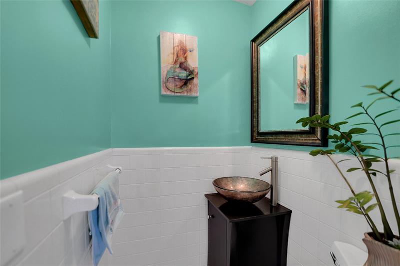 Image 31 of 63 For 3216 12th St  22