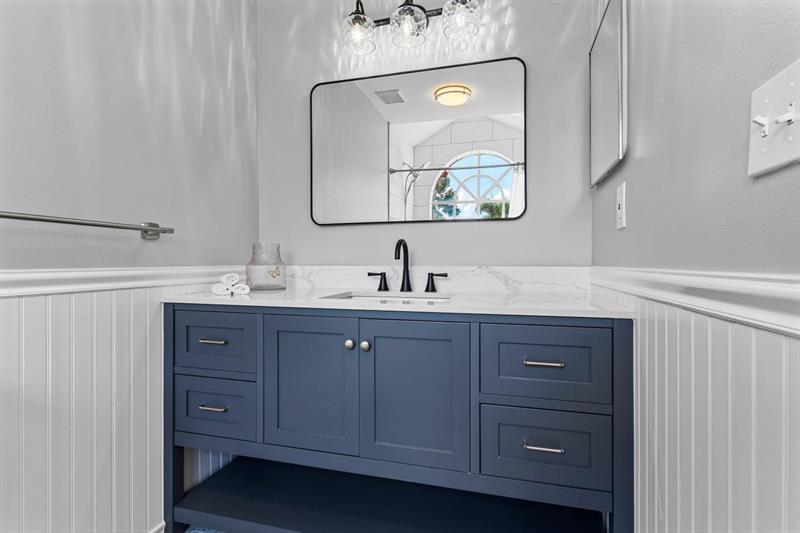 Image 12 of 23 For 10821 Cypress Glen Dr  10821