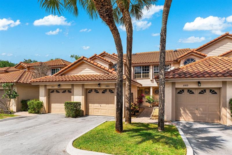 Image 22 of 23 For 10821 Cypress Glen Dr  10821