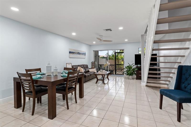 Image 7 of 23 For 10821 Cypress Glen Dr  10821