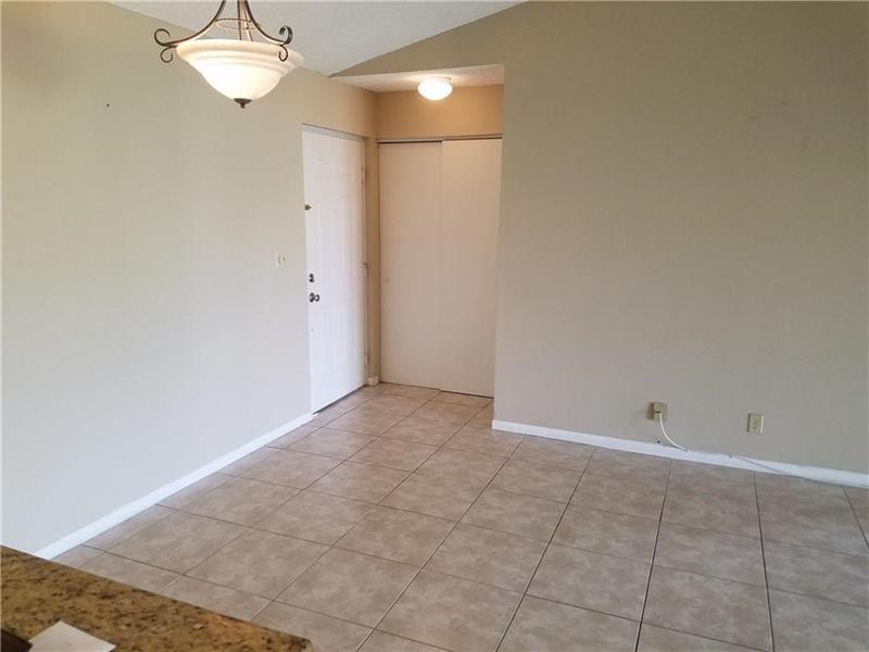 Image 12 of 35 For 10121 Sunrise Blvd  302