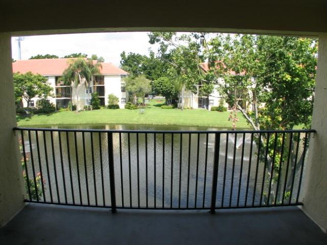 Image 20 of 35 For 10121 Sunrise Blvd  302