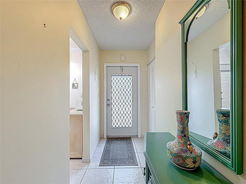 Image 21 of 59 For 5001 34th St  201