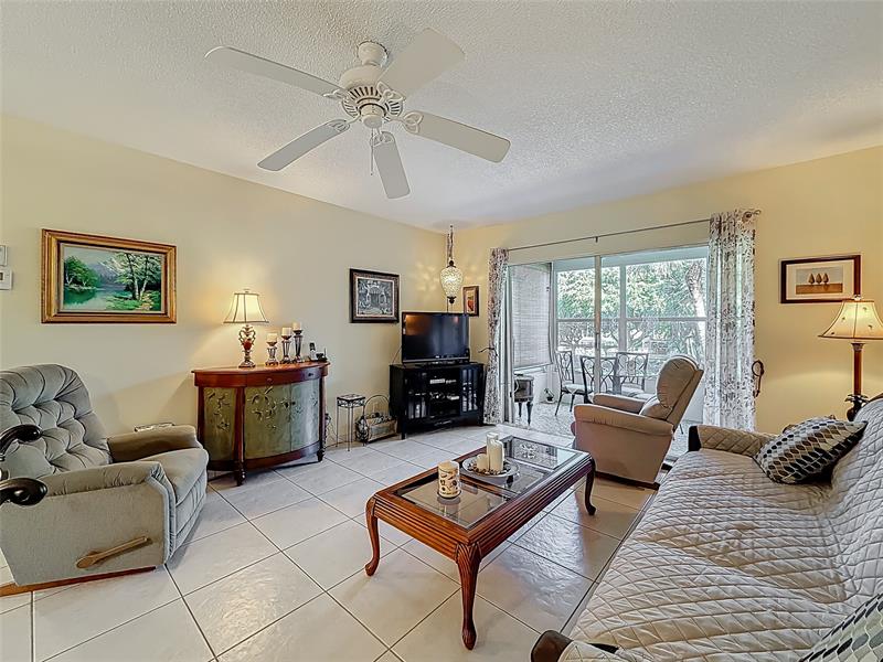 Image 27 of 59 For 5001 34th St  201