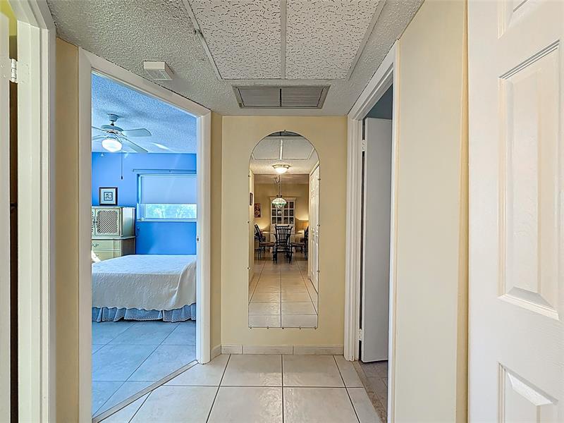 Image 37 of 59 For 5001 34th St  201