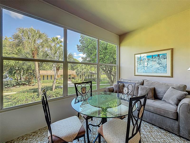 Image 43 of 59 For 5001 34th St  201