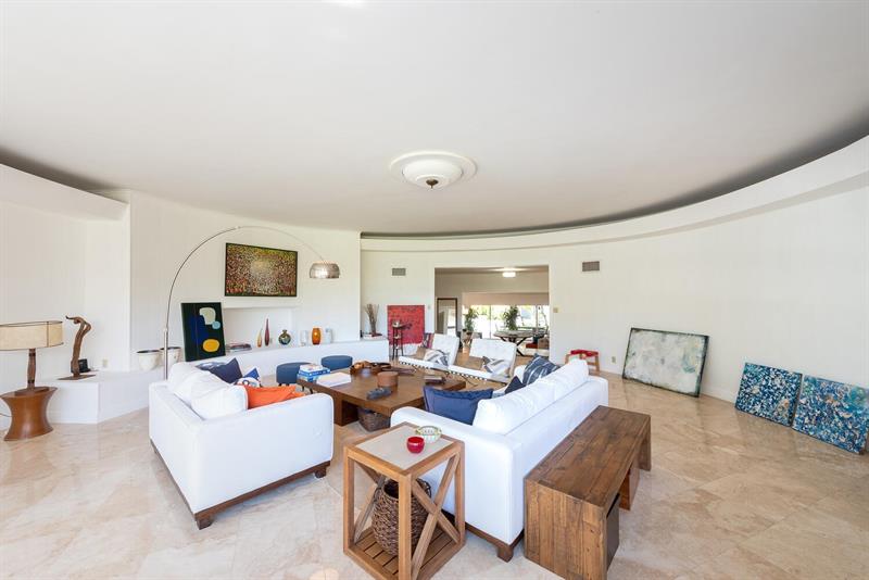 Image 13 of 31 For 6205 108 St  