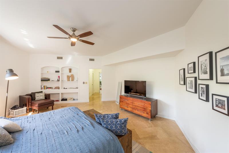 Image 19 of 31 For 6205 108 St  