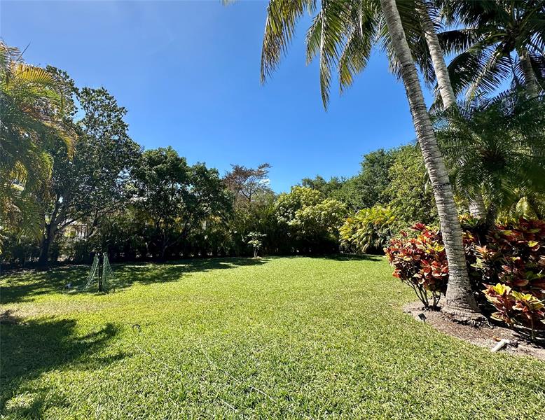 Image 9 of 31 For 6205 108 St  