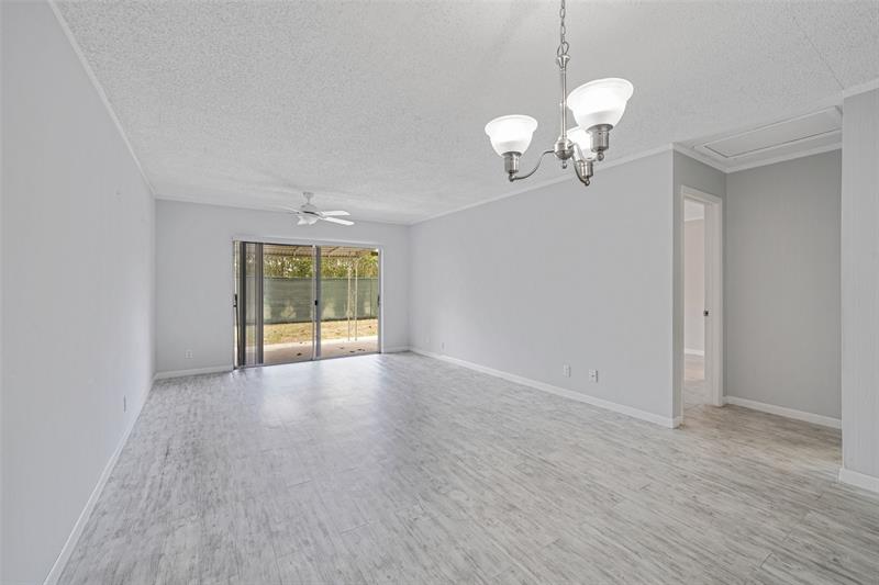 Image 16 of 32 For 20962 Sedgewick Dr