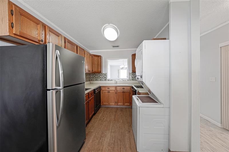 Image 5 of 32 For 20962 Sedgewick Dr