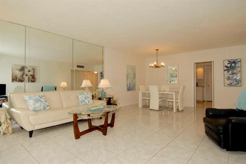 Image 4 of 26 For 3850 Galt Ocean Dr  1204