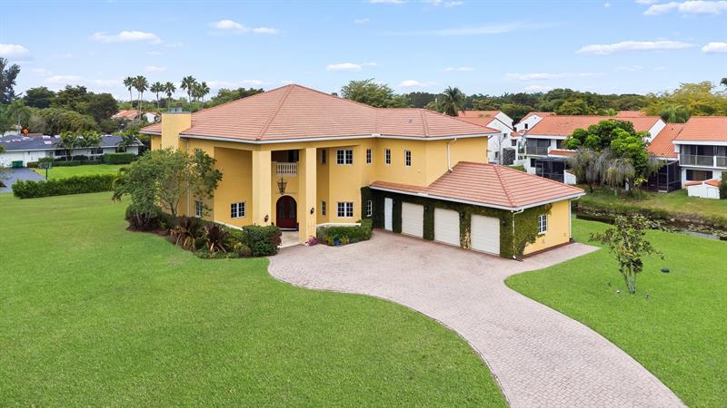Details for 11621 1st St, Plantation, FL 33325