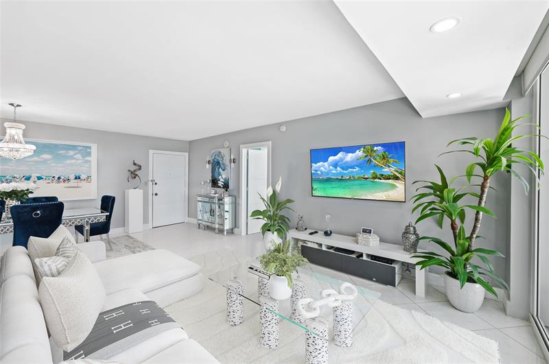 Image 12 of 44 For 2715 Ocean Boulevard  7c