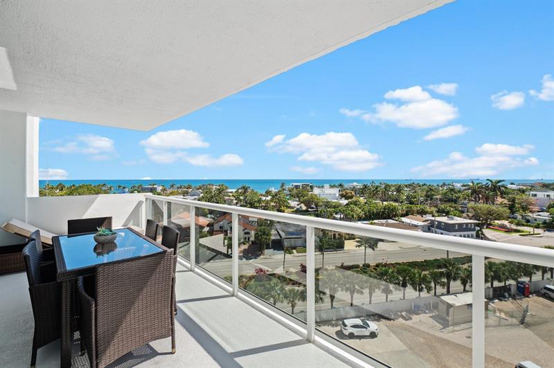 Image 17 of 44 For 2715 Ocean Boulevard  7c