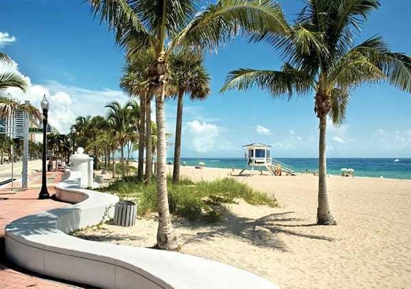 Image 38 of 44 For 2715 Ocean Boulevard  7c