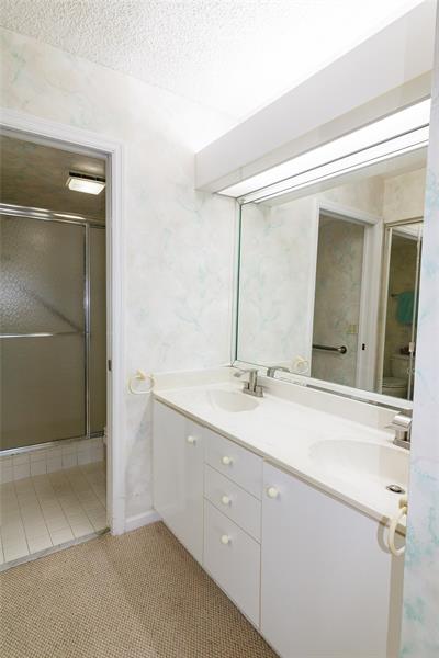 Image 18 of 55 For 7531 Fairfax Dr  202-h