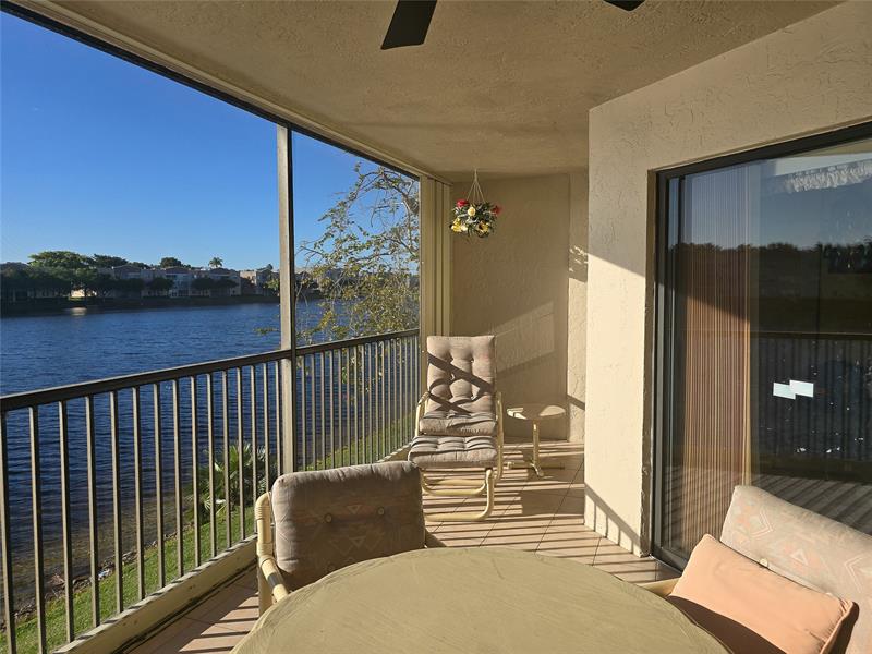 Image 28 of 55 For 7531 Fairfax Dr  202-h