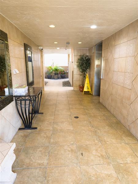 Image 35 of 55 For 7531 Fairfax Dr  202-h