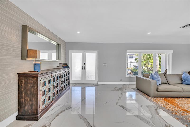 Image 10 of 74 For 3308 38th St