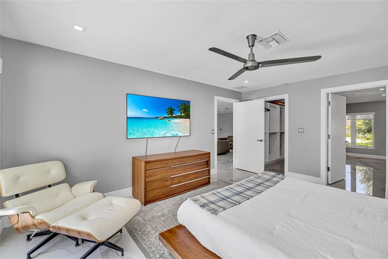 Image 30 of 74 For 3308 38th St