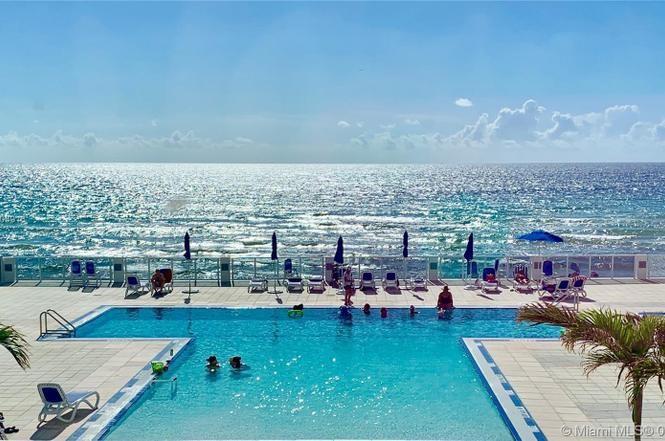 Image 19 of 20 For 2751 Ocean Dr  1002s