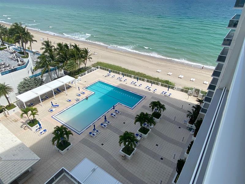 Image 4 of 20 For 2751 Ocean Dr  1002s