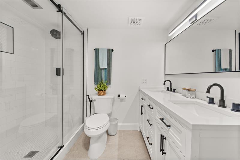 Image 11 of 20 For 1655 115th St  10b