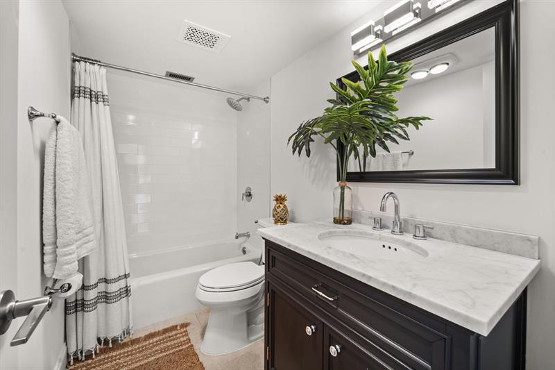 Image 14 of 20 For 1655 115th St  10b