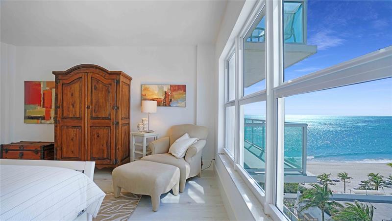 Image 23 of 64 For 3550 Galt Ocean Dr  804