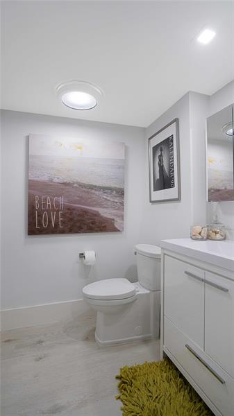 Image 30 of 64 For 3550 Galt Ocean Dr  804