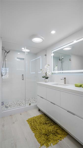 Image 31 of 64 For 3550 Galt Ocean Dr  804