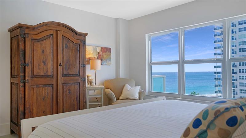 Image 46 of 64 For 3550 Galt Ocean Dr  804