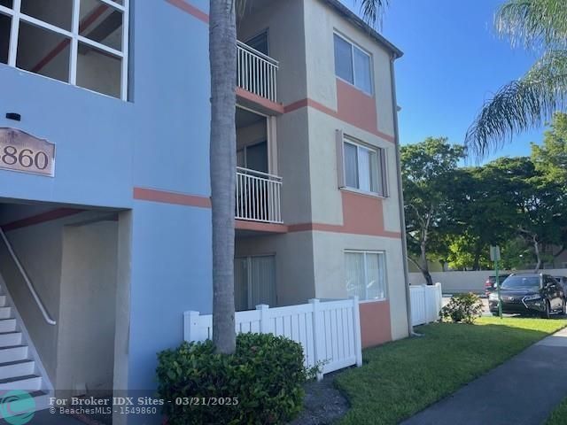 Details for 18860 57th Ave  106, Hialeah, FL 33015